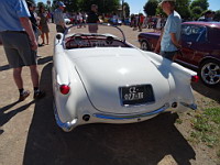 Chevrolet Corvette C1, decapotable blanche (de 1953) (prise a Amberieux, France, 2016) (03)